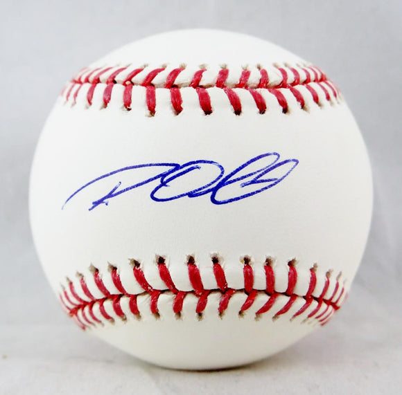 Roy Oswalt Autographed Rawlings OML Baseball - JSA W Auth