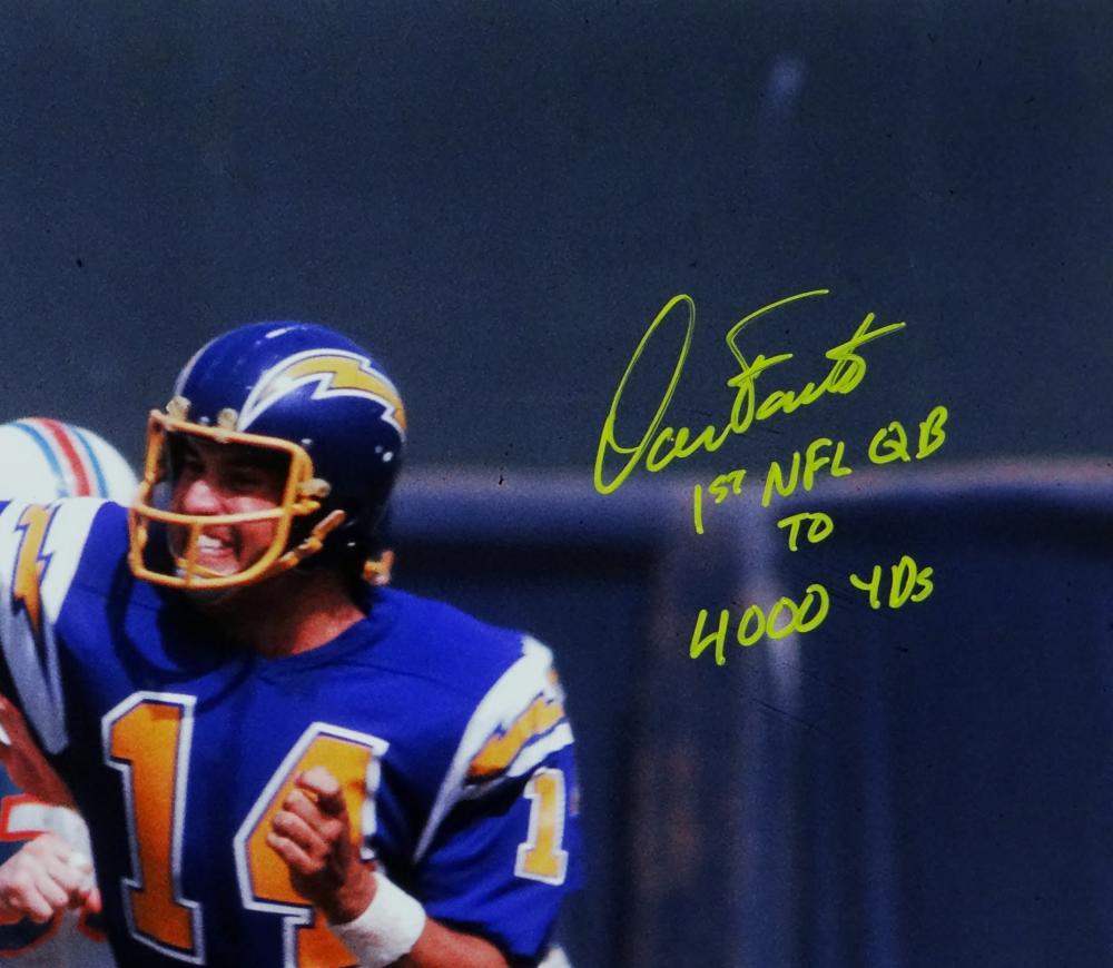 Dan Fouts San Diego Chargers Autographed 16 x 20 Throwing