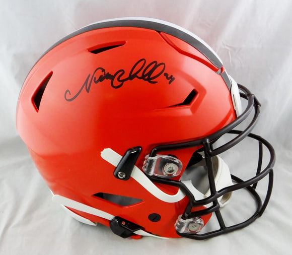 Nick Chubb Autographed Cleveland Browns F/S SpeedFlex Helmet - Beckett W Auth *Black