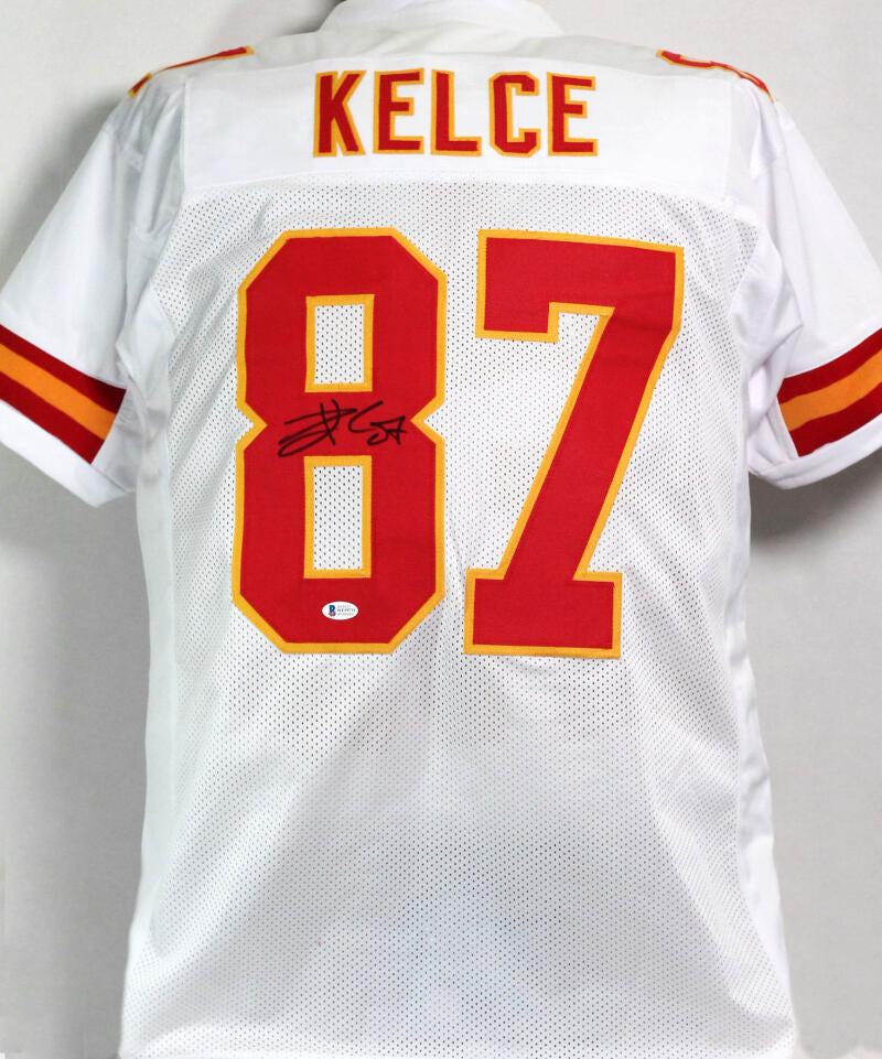 Travis Kelce Signed Jersey (Beckett)