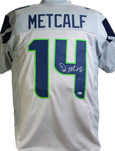 The Jersey Source Dk Metcalf Autographed White Pro Style Jersey-Beckett W Hologram *Silver