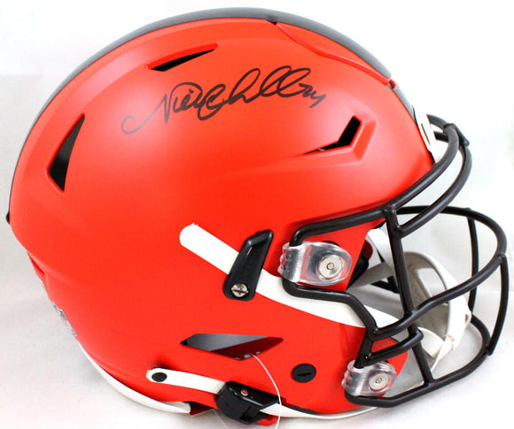 Nick Chubb Autographed Cleveland Browns F/S SpeedFlex Helmet-Beckett W Hologram *Black Image 1