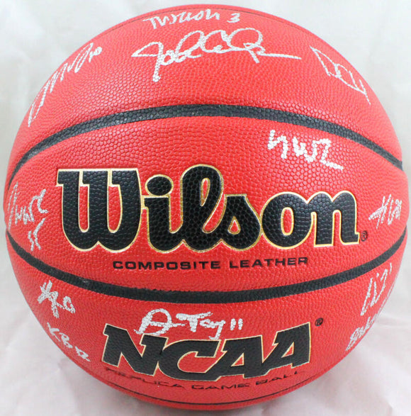 Kentucky '21-'22 Men's Basketball Team Autographed Wilson Basketball-Beckett W Hologram