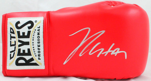 Julio Cesar Chavez Sr. Autographed *Right Red Cleto Reyes Boxing Glove-JSA *Silver