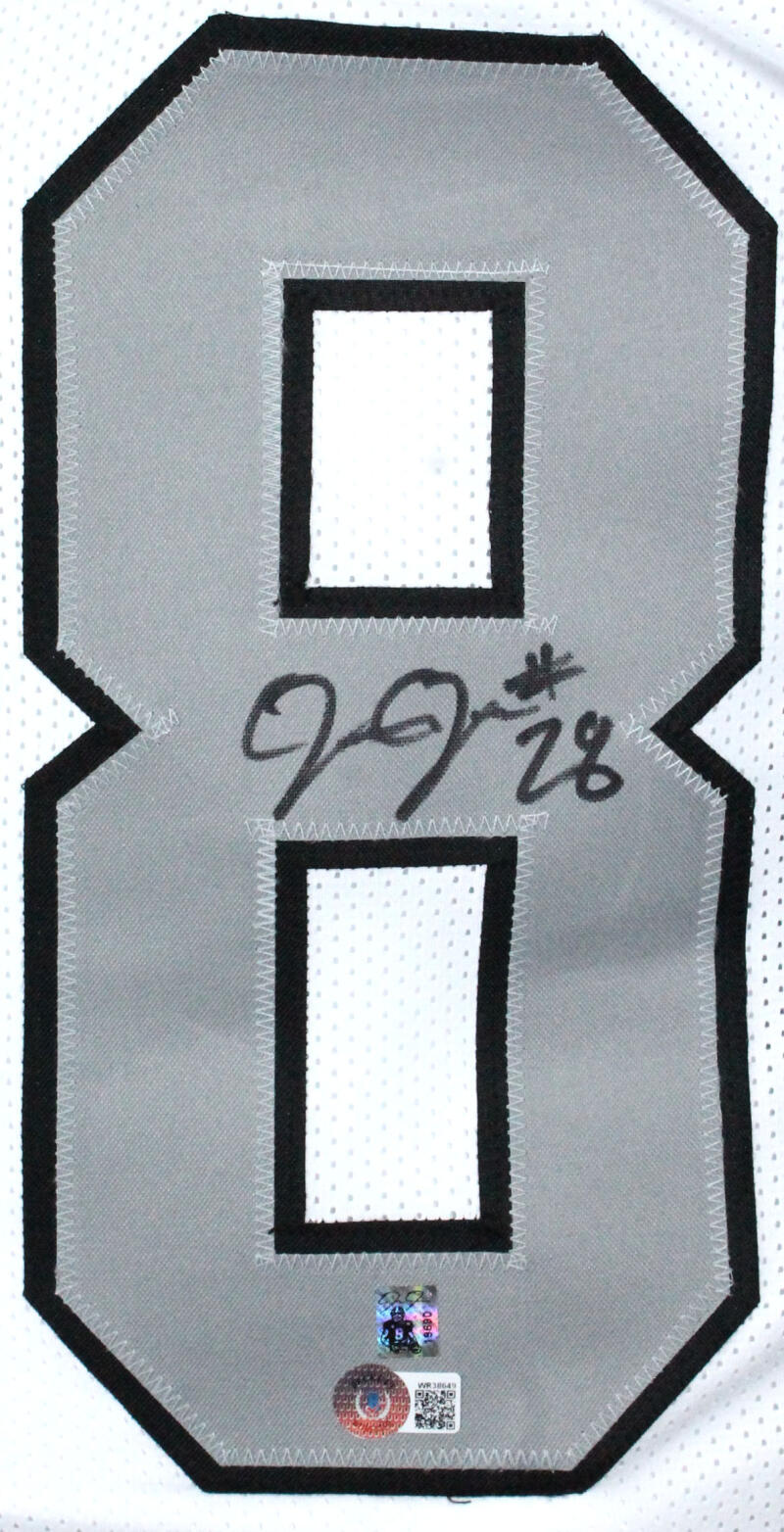 Josh Jacobs Signed Jersey (Beckett & Jacobs)