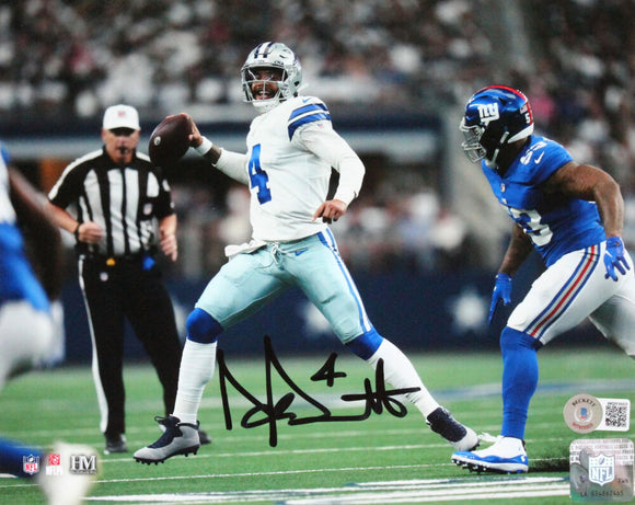 Dak Prescott Autographed Dallas Cowboys 8x10 v. Giants Photo-Beckett W Hologram *Black