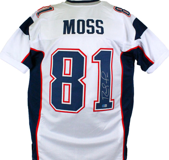 Randy Moss Autographed White Pro Style Jersey-Beckett W Hologram *Silver Image 1