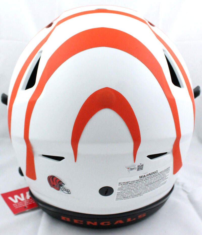 Joe Burrow Autographed Cincinnati Bengals F/S Lunar SpeedFlex Helmet-F –  The Jersey Source