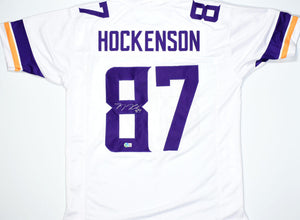 TJ Hockenson Autographed White Pro Style Jersey - Beckett W Hologram *Silver Image 1
