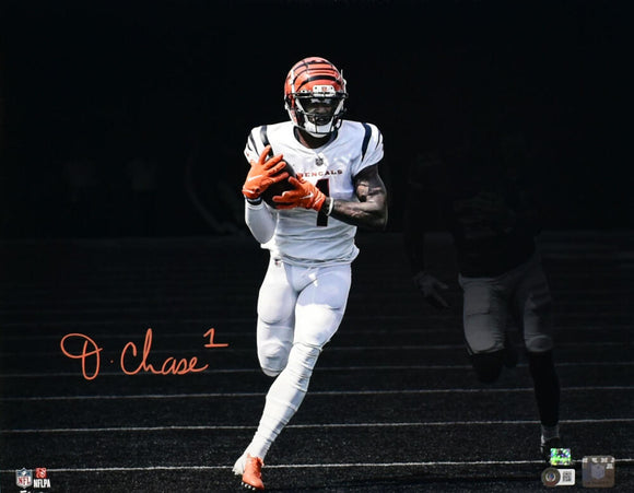 Ja'Marr Chase Autographed Cincinnati Bengals 16x20 Spotlight Photo- Beckett W Hologram *Orange Image 1