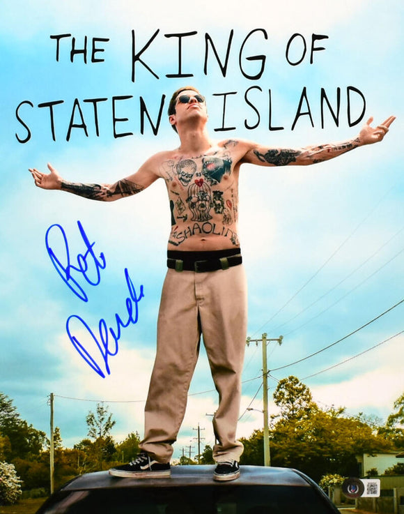 Pete Davidson Autographed 11x14 The King of Staten Island -Beckett W Hologram *Blue Image 1