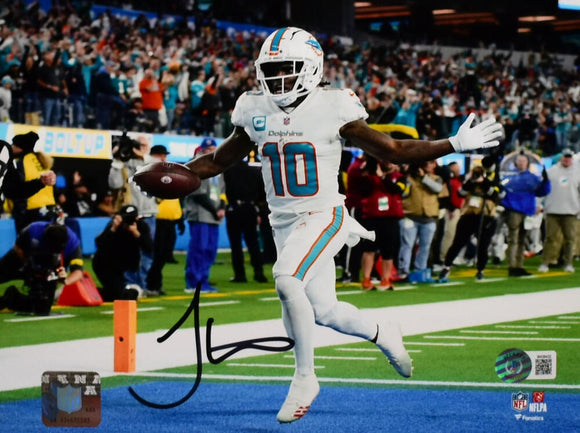 Tyreek Hill Autographed Miami Dolphins 8X10 Touchdown Photo- Beckett W Hologram *Black Image 1
