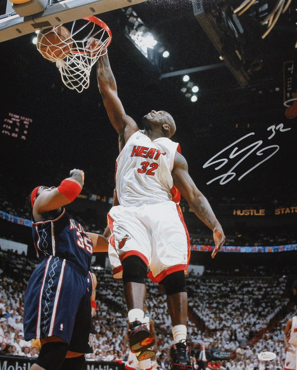 Shaquille O'Neal Autographed 16x20 Miami Heat Dunking Photo- JSA W Authenticated